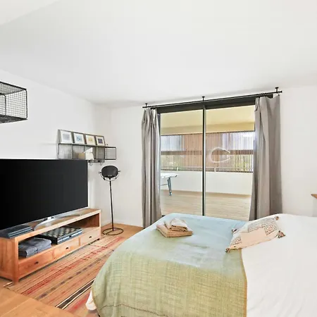 Feriehus Modern Duplex With Jacuzzi In Salins-les-bains Hyères