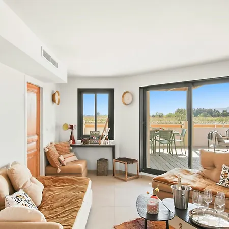 Holiday home Modern Duplex With Jacuzzi In Salins-les-bains