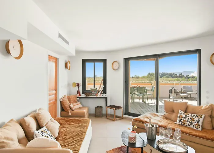 Holiday home Modern Duplex With Jacuzzi In Salins-les-bains